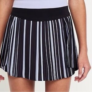 High-Waisted Pleated Performance
Skort for Girls (XXL / 18)